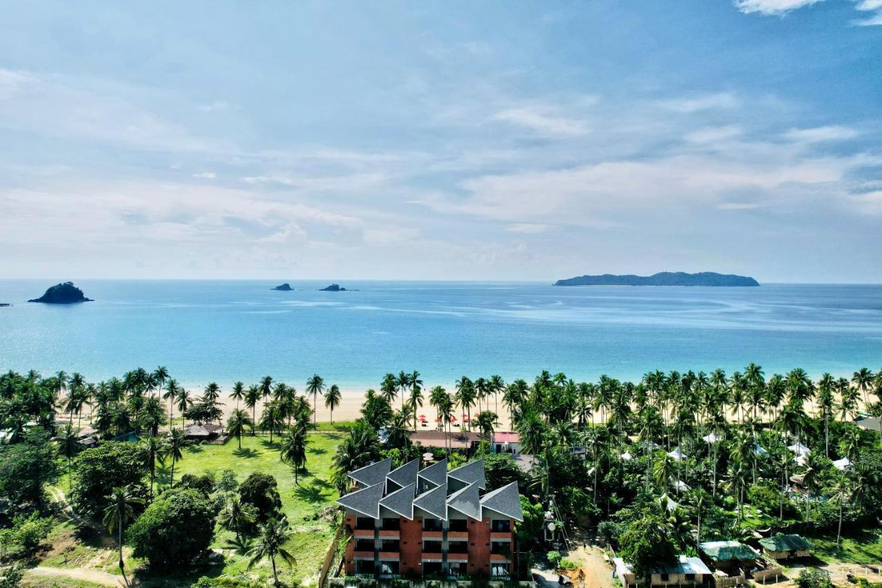 Nacpan Beach Resort Managed By H Hospitality Group El Nido Exterior photo